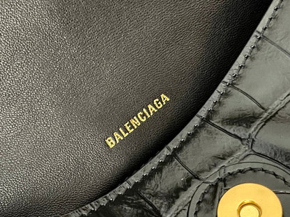 DOWNTOWN SHOULDER BAG 29 IN BLACK CROCODILE EMBOSSED CALFSKIN GOLD HARDWARE