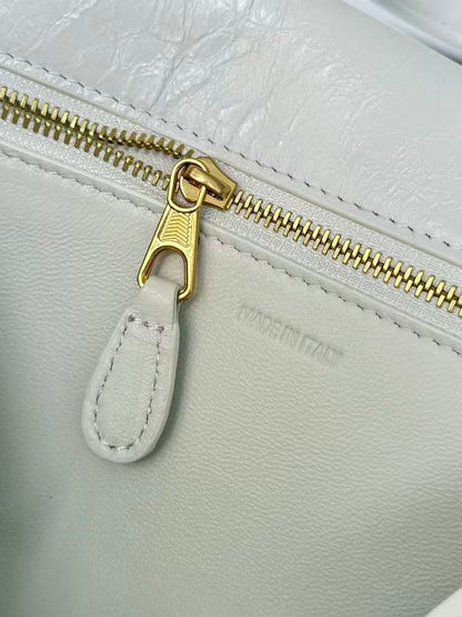 Clicca Shoulder Bag Medium White Arena Lambskin