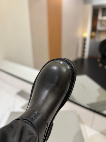Balenciaga 25s buckled high boots black calfskin 467611