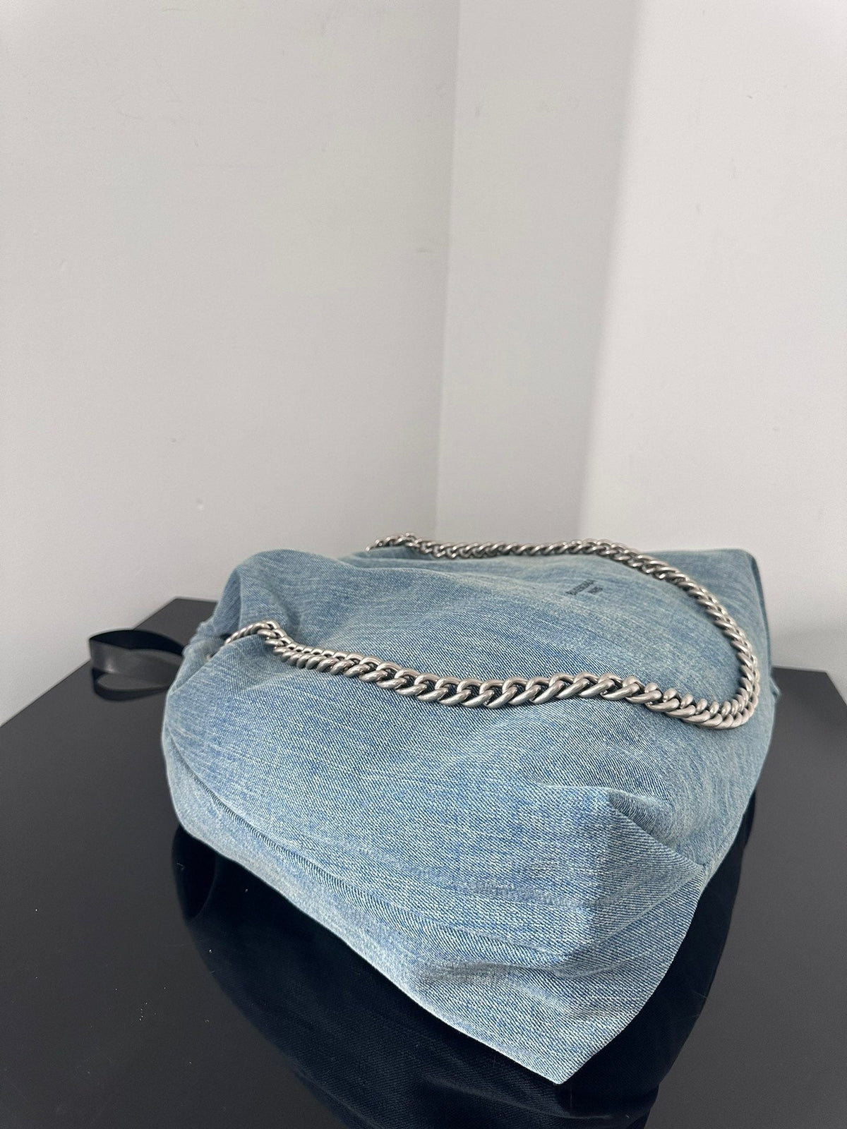 CRUSH LARGE TOTE BAG 46 IN BLUE WASHED DENIM SILVER HARDWARE