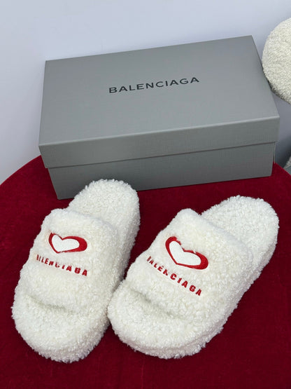 Balenciaga 25s slippers white red wool 467707