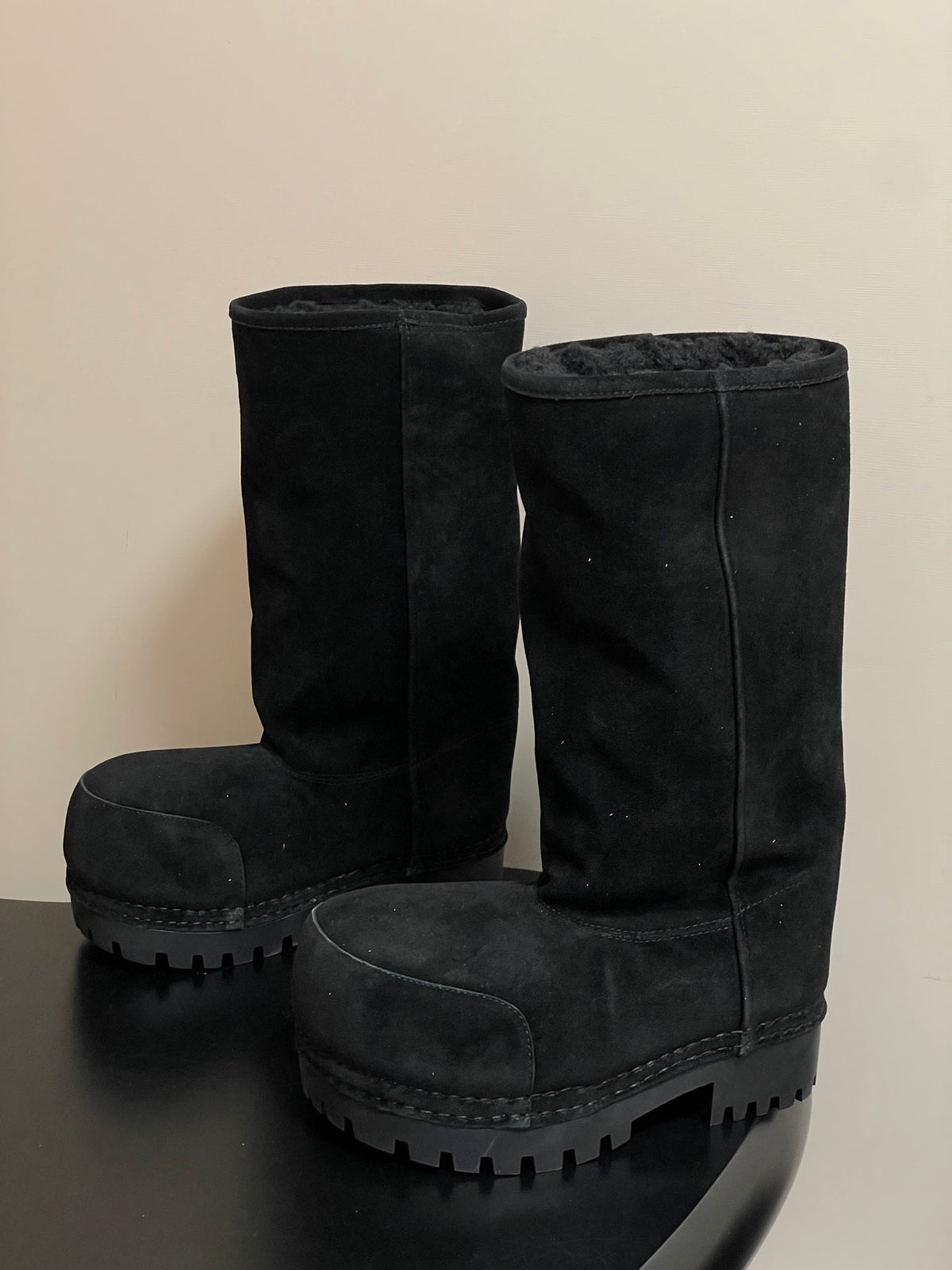 Balenciaga High Snow Boots Black Suede 535033