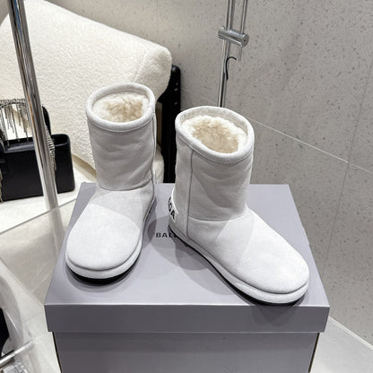 Balenciaga Alaska Soft Booties Pale Gray Suede Shearing 554396