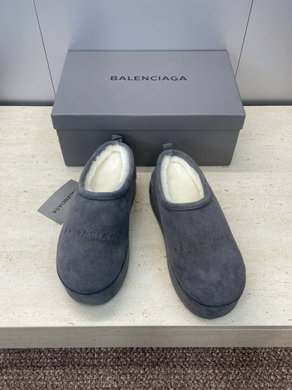 Balenciaga Alaska Slide Grey White Suede Fur 551898
